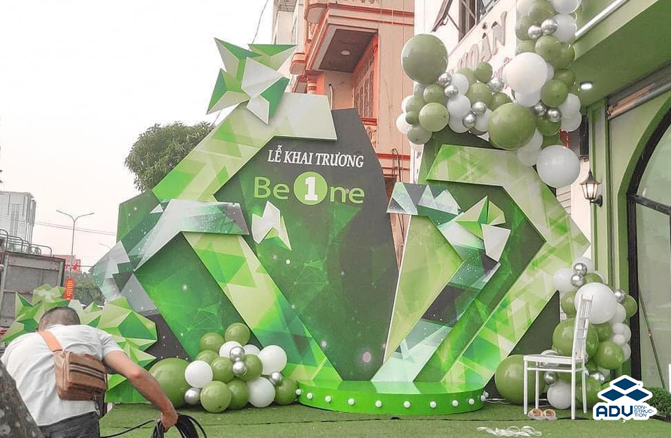 Backdrop với thiết kế độc đáo khai trương của hàng