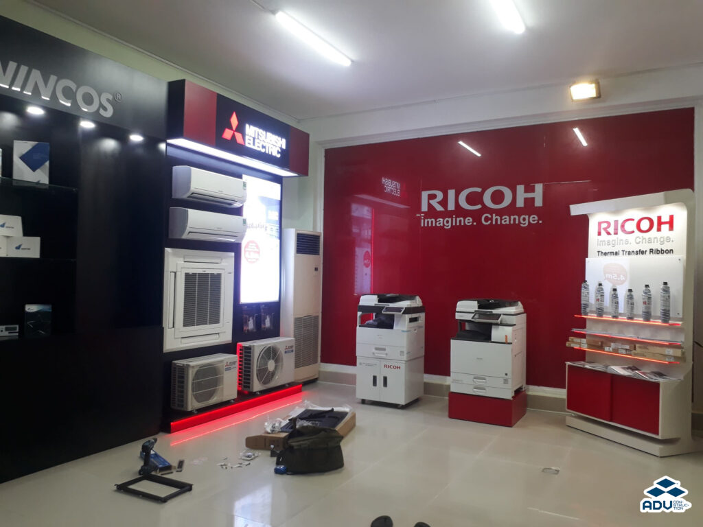 Booth Wincos