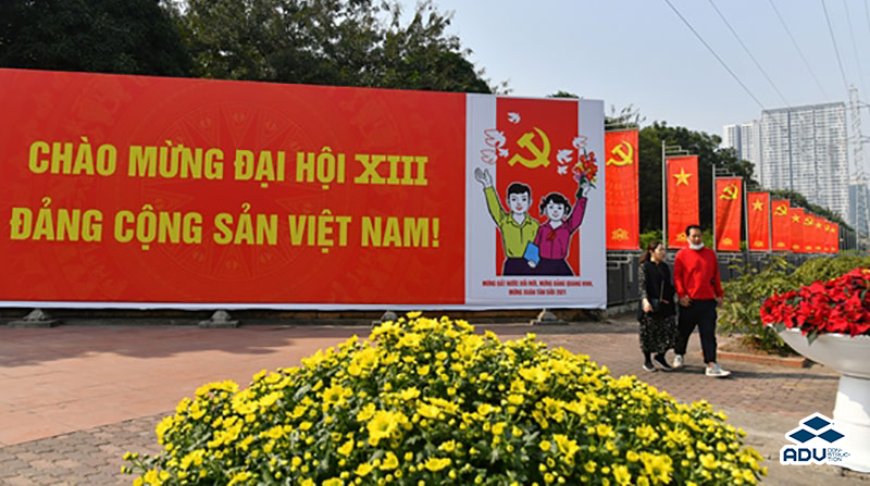 Các băng rôn được treo phải có khẩu hiệu với nội dung phù hợp