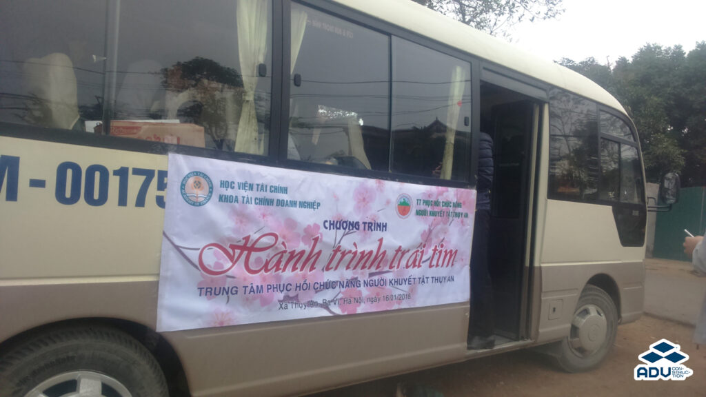 Lưu ý khi thiết kế băng rôn treo xe