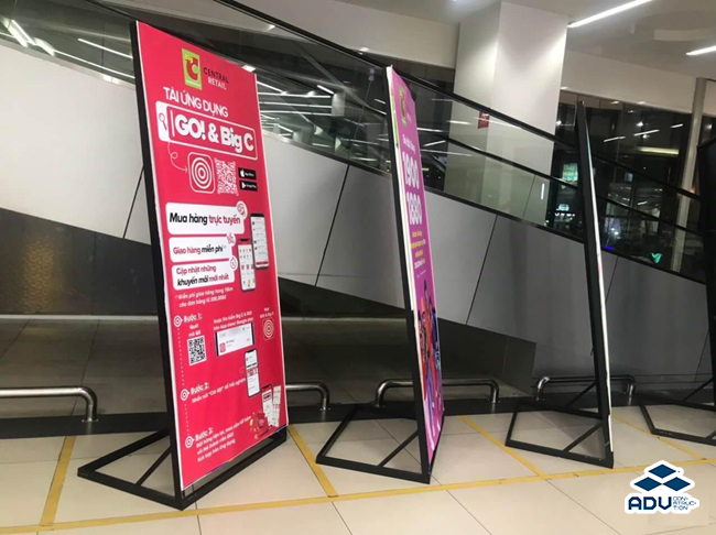 Thiết kế, in ấn standee theo yêu cầu giá rẻ TPHCM