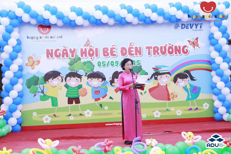 Mẫu băng rôn chào mừng ngày hội bé đến trường