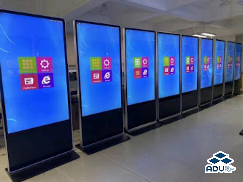 Đơn vị cung cấp Standee Điện Tử uy tín