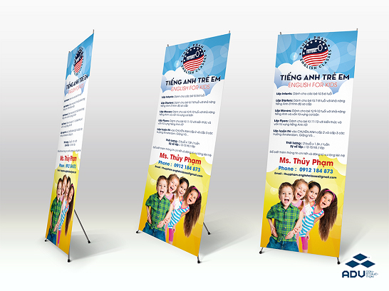 Vai trò của Standee quảng cáo tuyển dụng